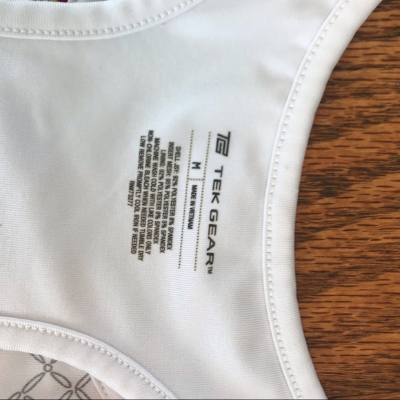 TEK Gear Workout Top.  Womens Size Medium - Picture 5 of 5